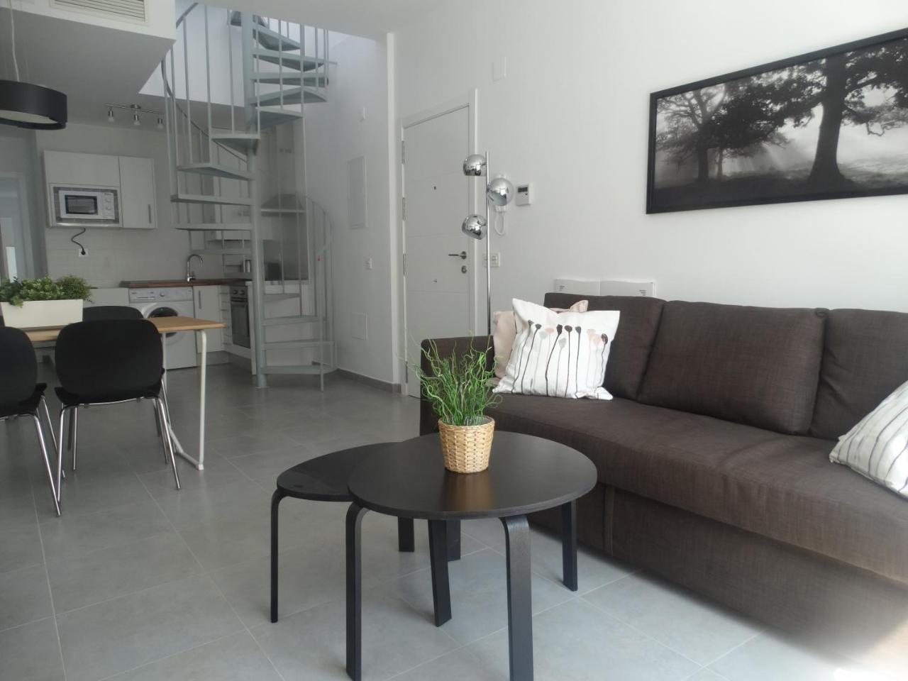 Malaga Apartamentos Bagian luar foto