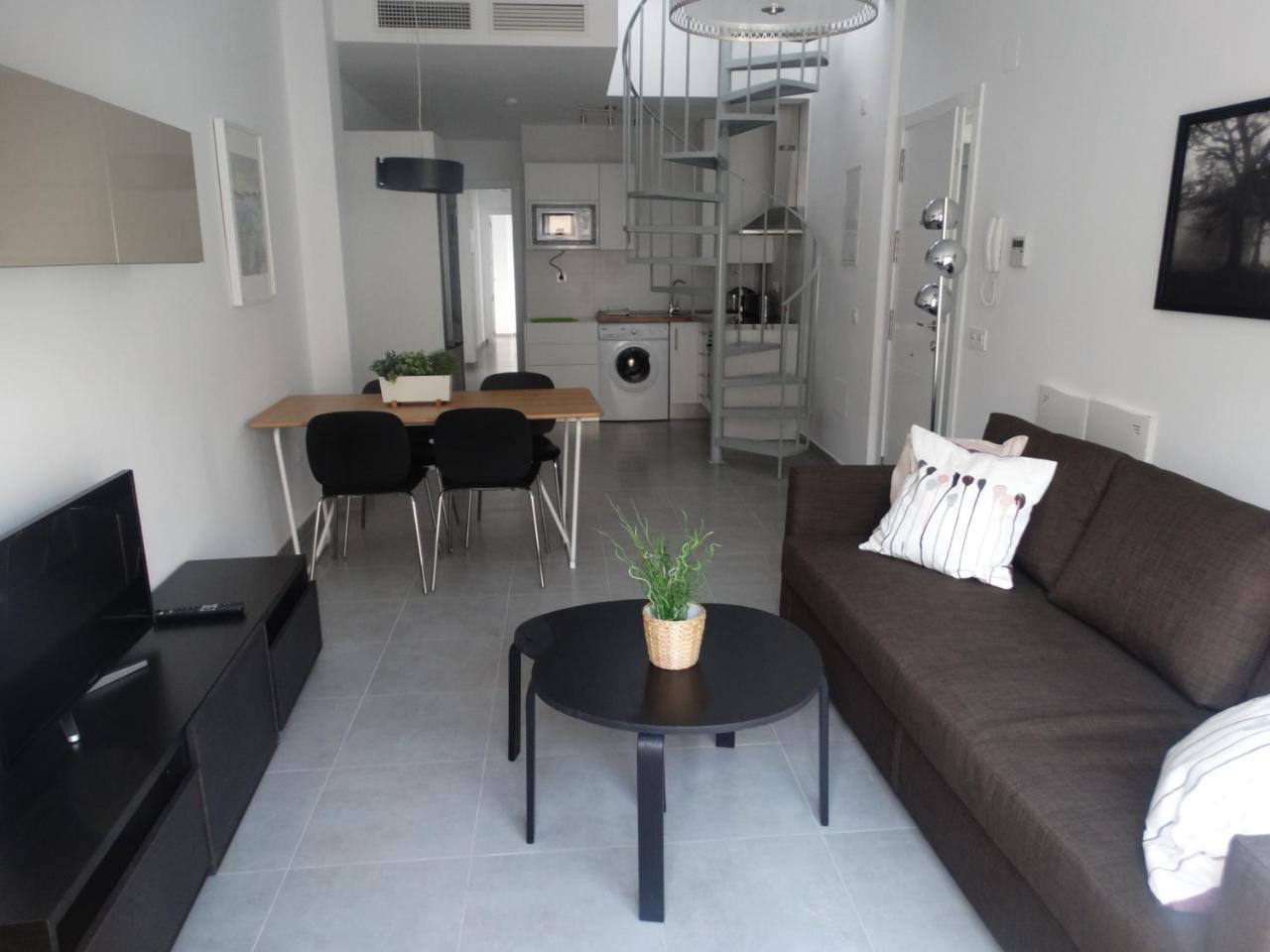 Malaga Apartamentos Bagian luar foto